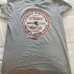 Used- Graphic Short Sleeve L Tee